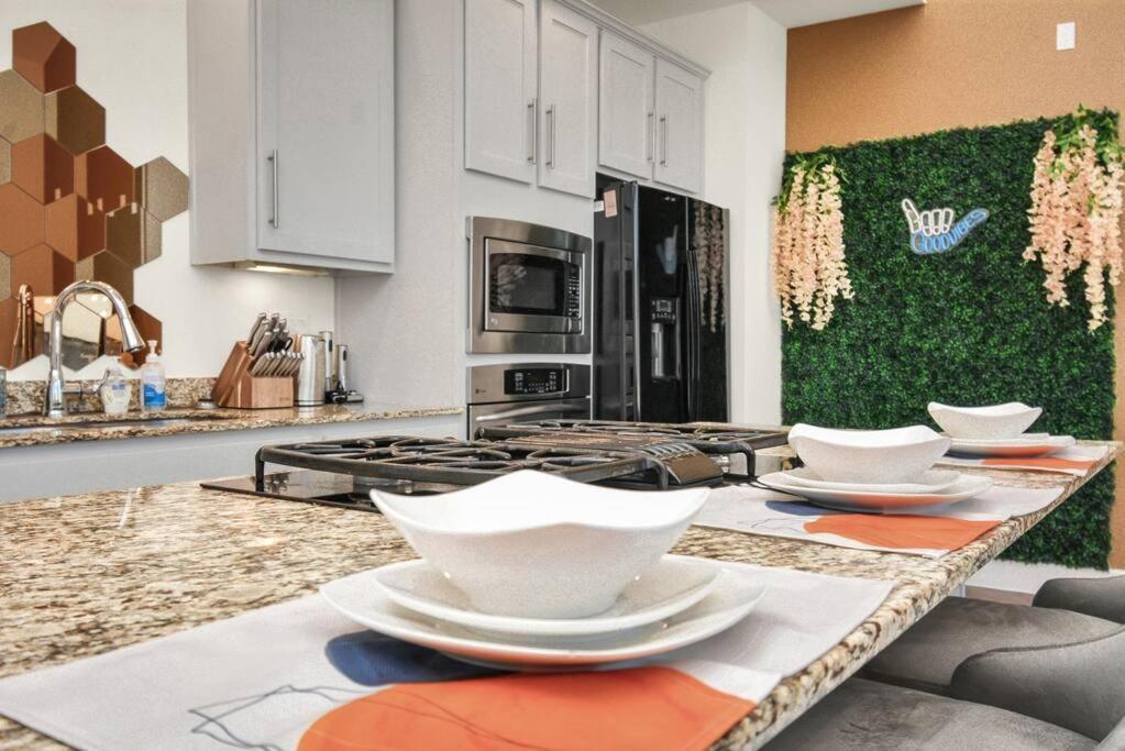 ヒューストン 3Br/3.5Ba Three Story East Downtown Townhouse With Viewヴィラ エクステリア 写真