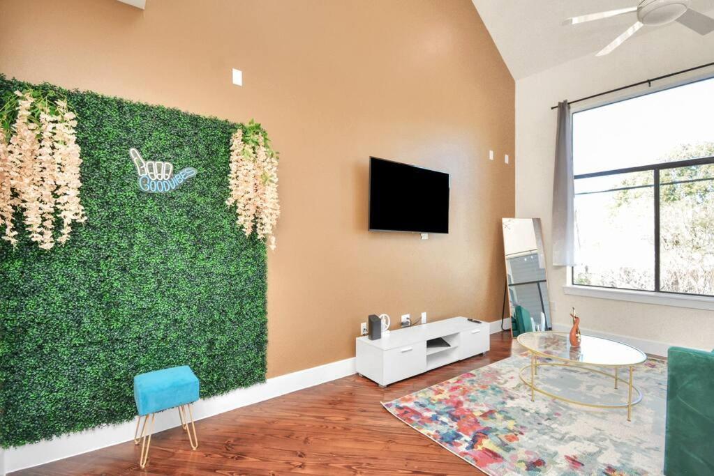 ヒューストン 3Br/3.5Ba Three Story East Downtown Townhouse With Viewヴィラ エクステリア 写真